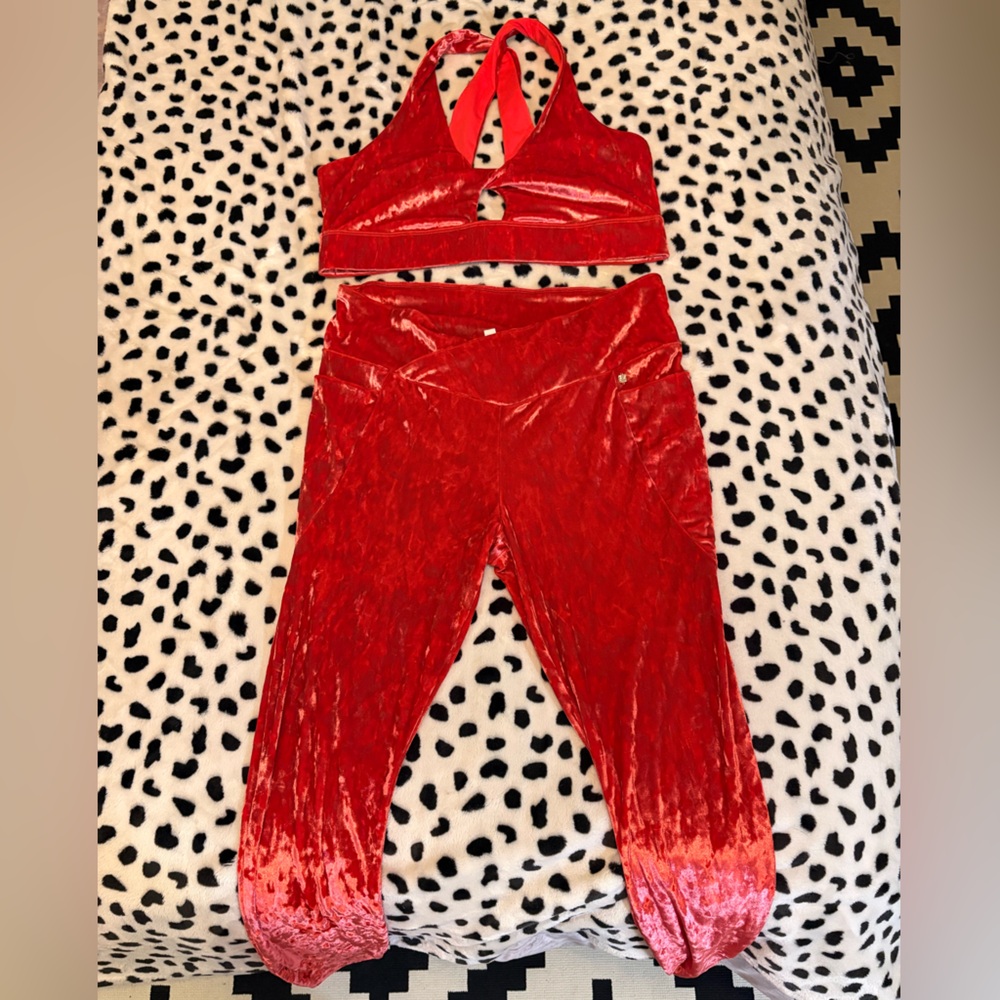 Fabletics Hot Pink Crushed Velvet Set
